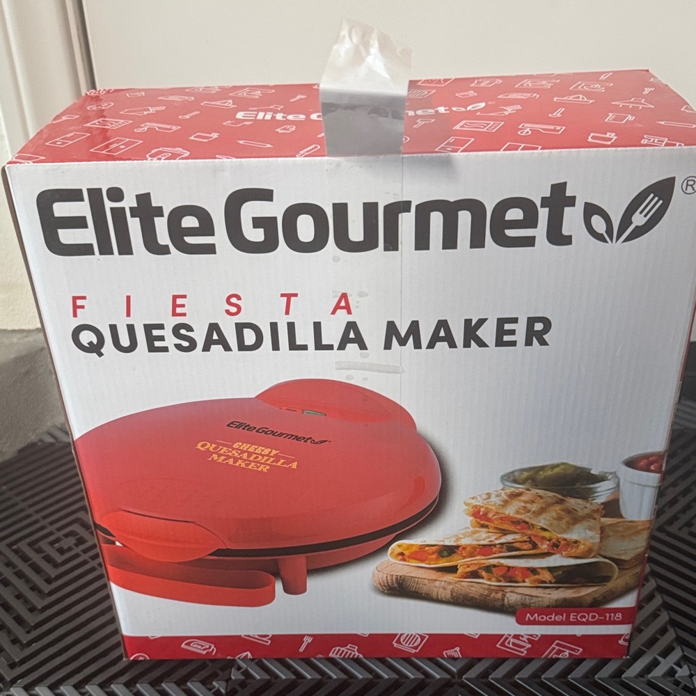 Elite Gourmet Red Quesadilla Maker
